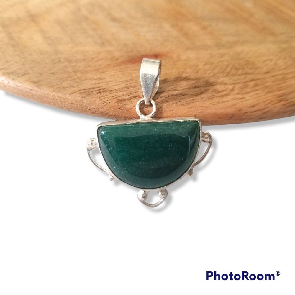 Green Goldstone Cabochon Pendant Sterling Silver